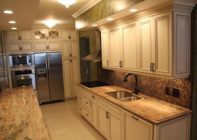beach club kitchen 5