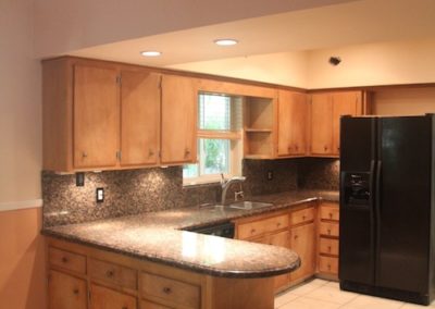 terri and karmen kitchen 1