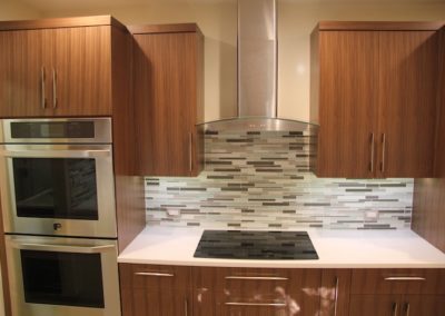terri and karmen kitchen 16