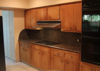 terri and karmen kitchen 3